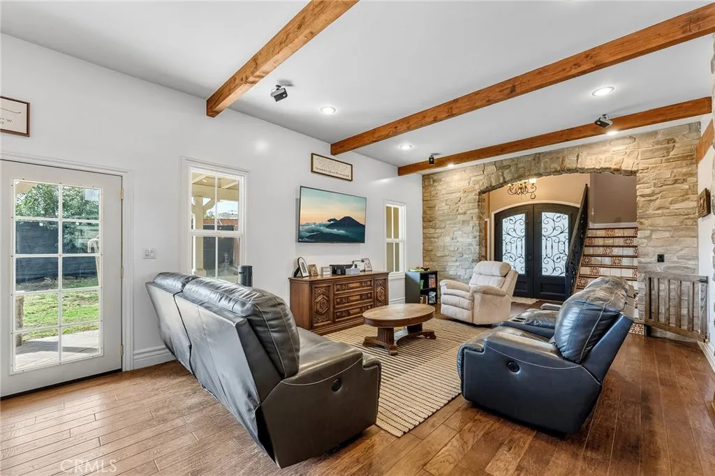 31800 31800 3rd, Acton, California 93510 home-pic-6